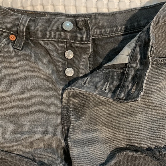 Levi’s 501 Button Fly Cutoff Grey Short Shorts Women size 25 - Picture 9 of 15